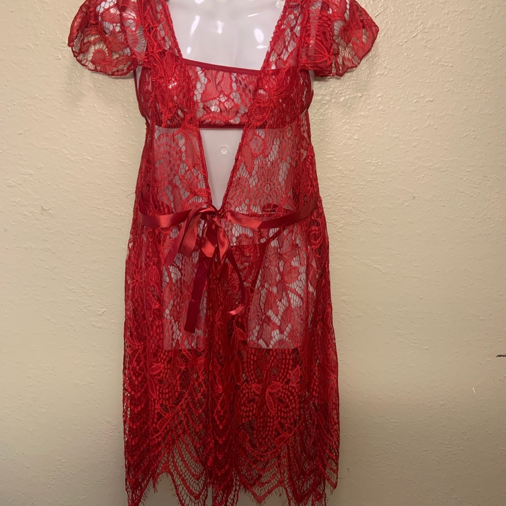 Lingerie Set - Picture 3 of 4